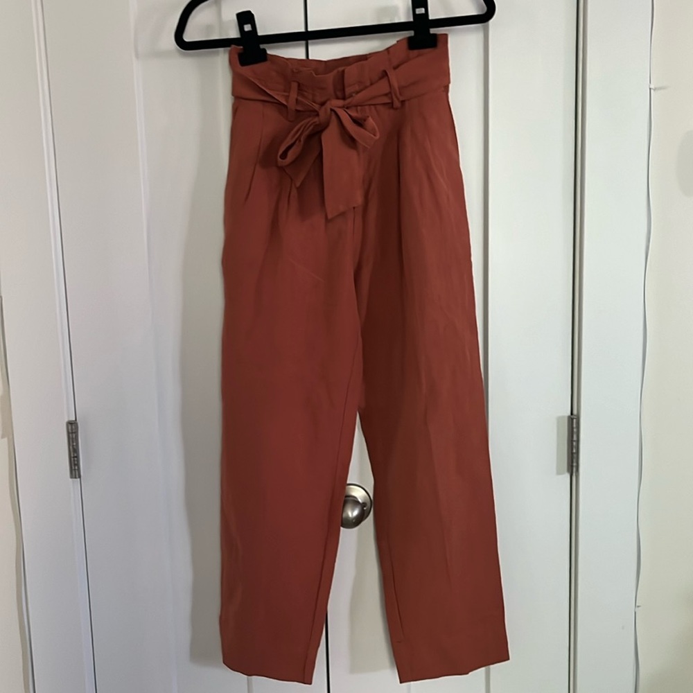 Madewell Tapered Linen-Blend Paperbag Pants